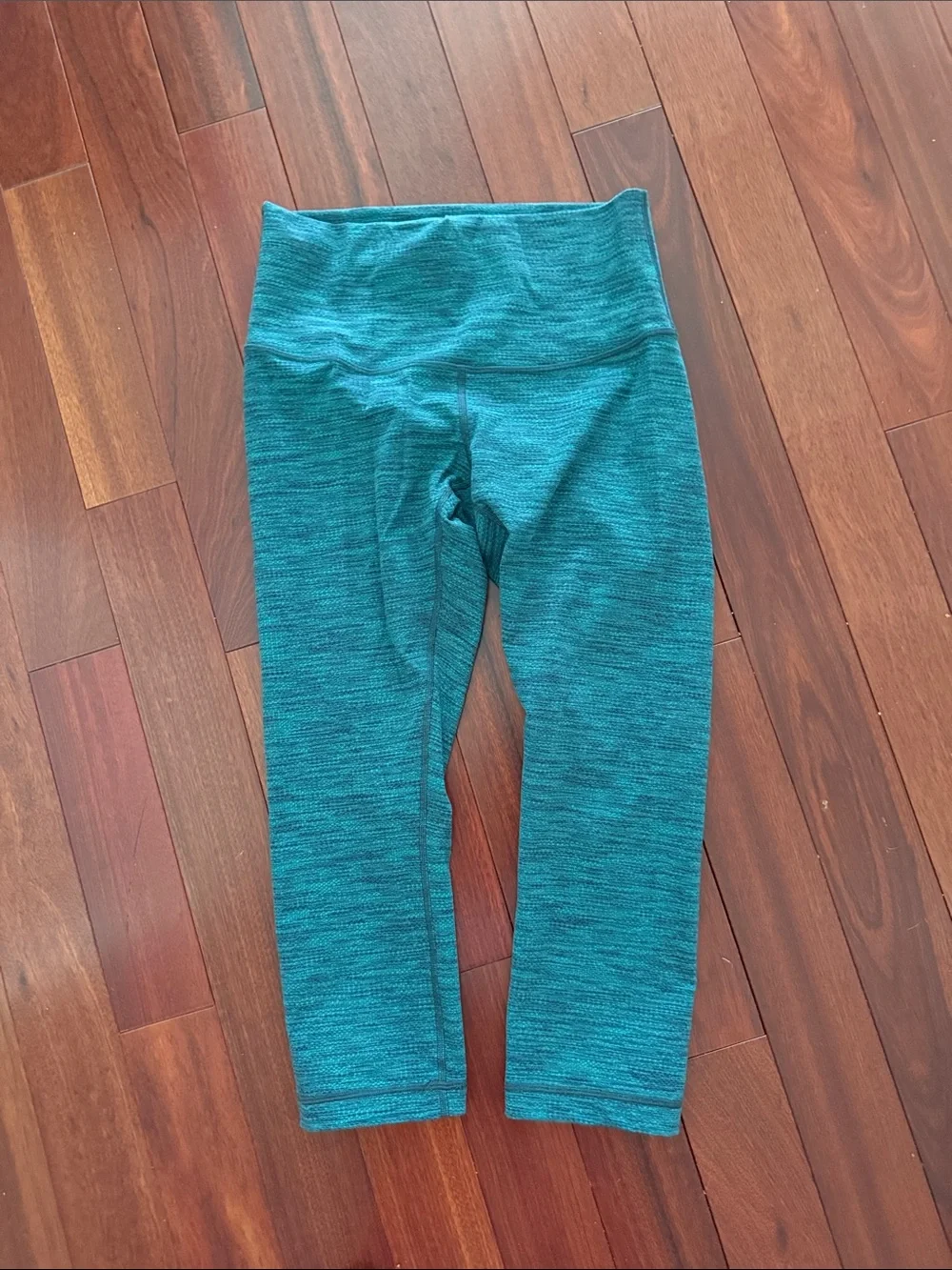 Lululemon Women's Blue Green Leggings Size 8 Inseam 22 In